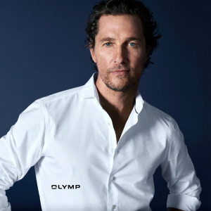 Klassische Herrenhemden beim Herrenausstatter Durm