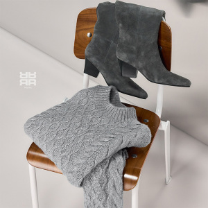 Stiefel und Pullover Riani Mode