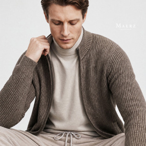 Strickjacke Mann Maerz München in Ettlingen